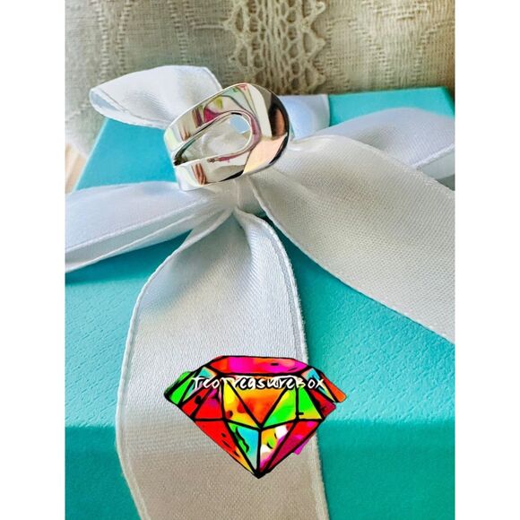 Tiffany & Co. Out of Retirement Loop Ring in Silver, sz 6.5 - Picture 3 of 7